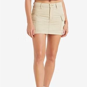 Levi’s 94 Tan Cargo Skirt with Tailored Fit
